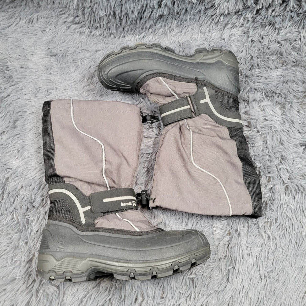 Kamik Snow Boots Kids 9 Black Mid Calf‎ Lined Casual Outdoor Winter Footwear